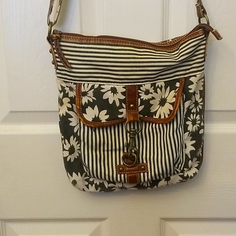 Crossbody purse
